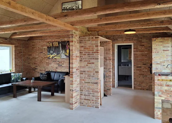 3 Bedroom Amazing In بيت للعطل *