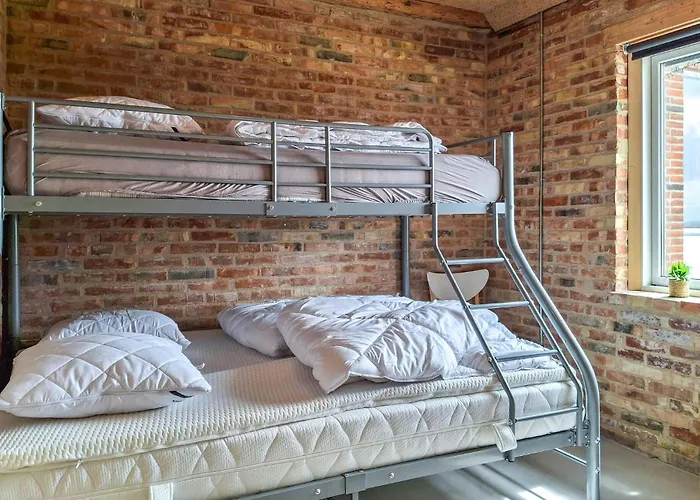 3 Bedroom Amazing In Erslev