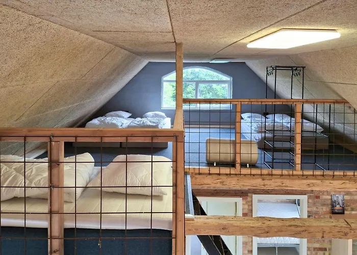 بيت للعطل 3 Bedroom Amazing In *